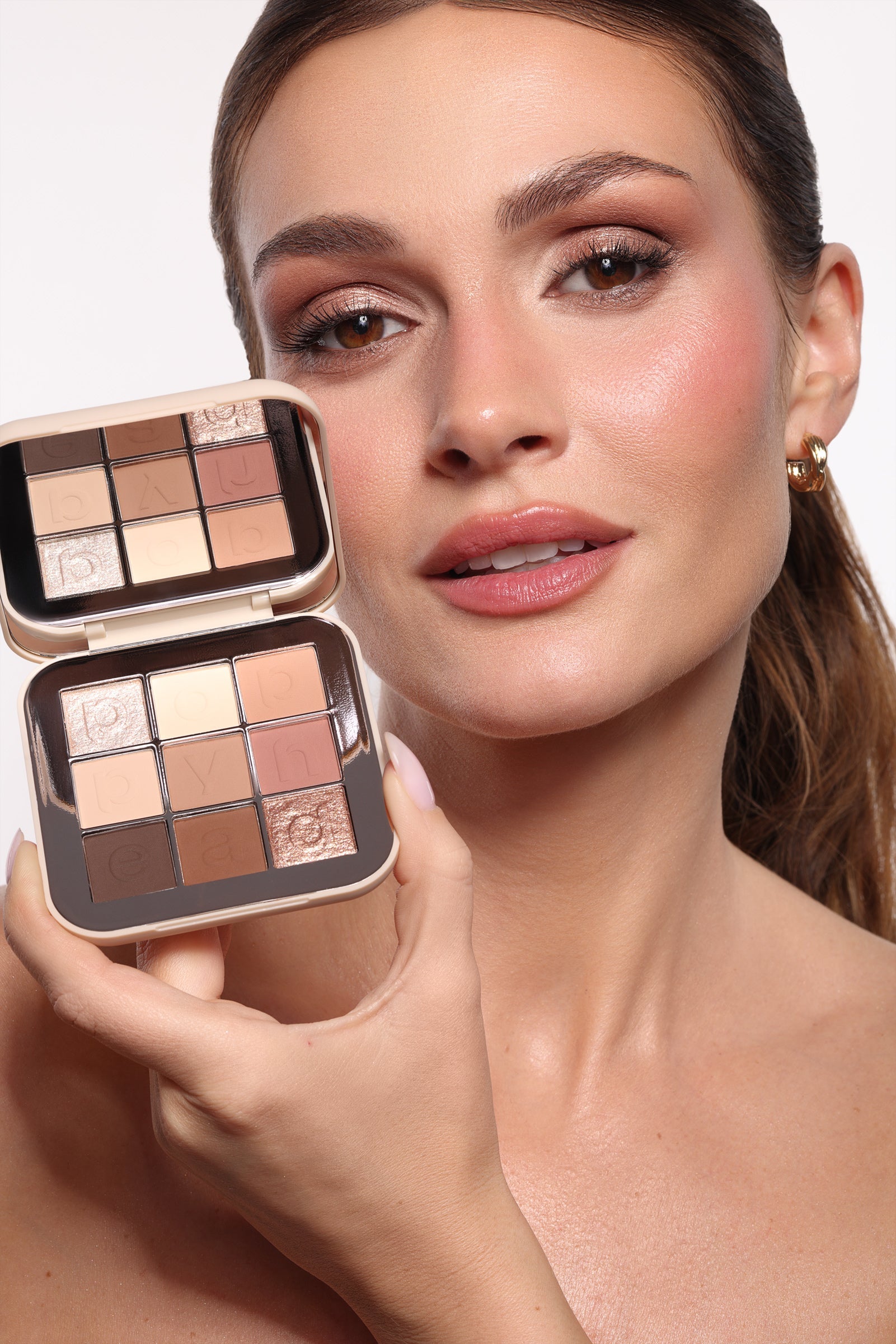 palety cieni do powiek